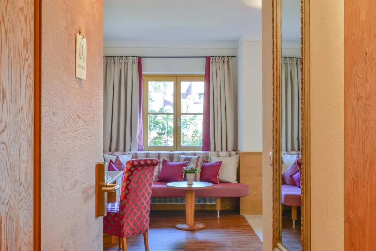 Posthotel Hofherr Konigsdorf Hotel