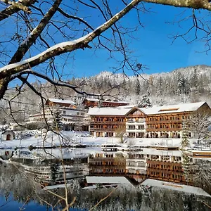 Hotel Feuriger Tatzlwurm